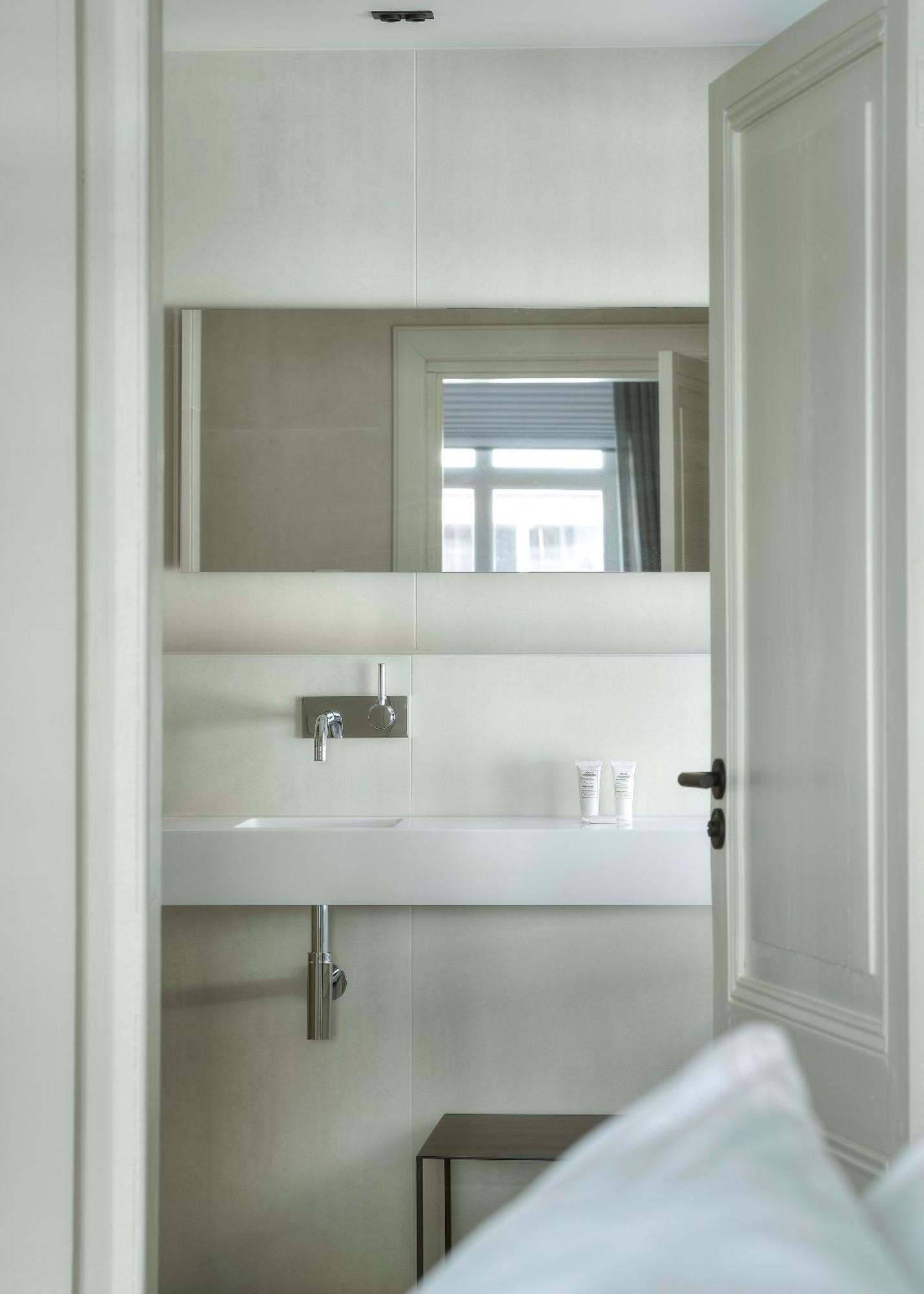Kazerne Hotel - Member Of Design Hotels Ейндховен Екстериор снимка
